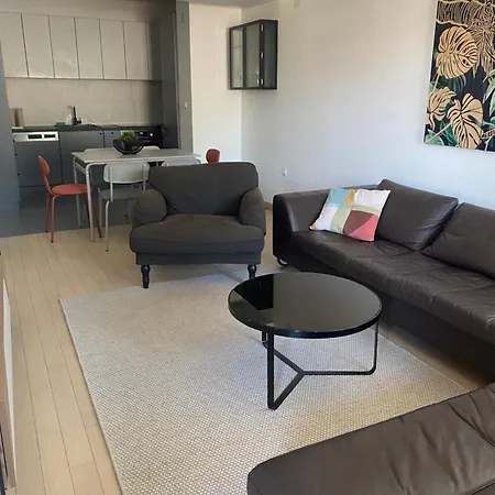 Flatiron 2-bedroom Apartment, *